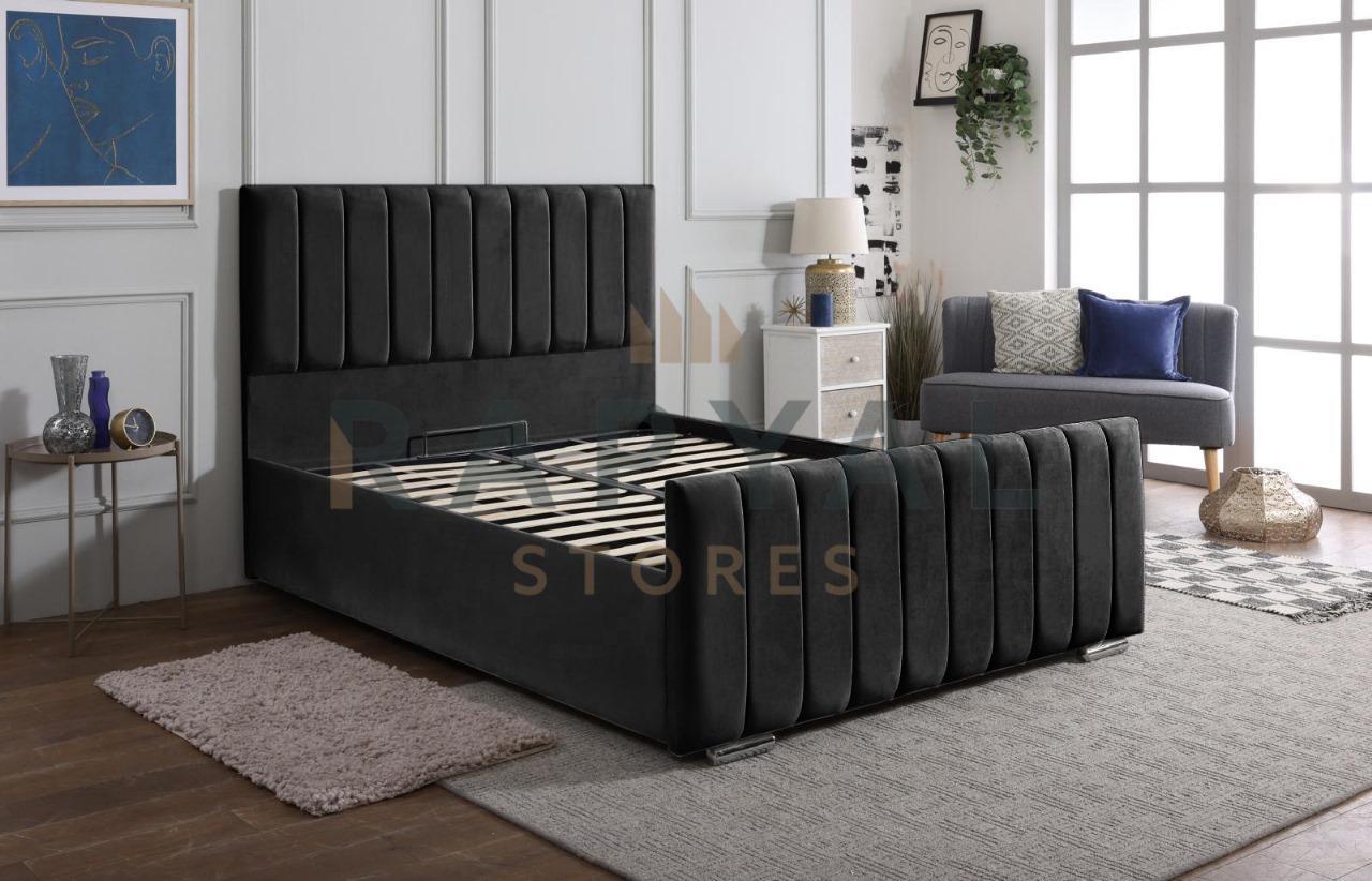 Black Plush Vegas Lined Plush Velvet Bedstead